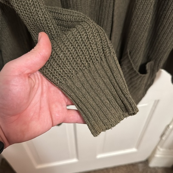 BDG Green Open Front Long Sleeve Knit Cardigan Sweater - Picture 4 of 5